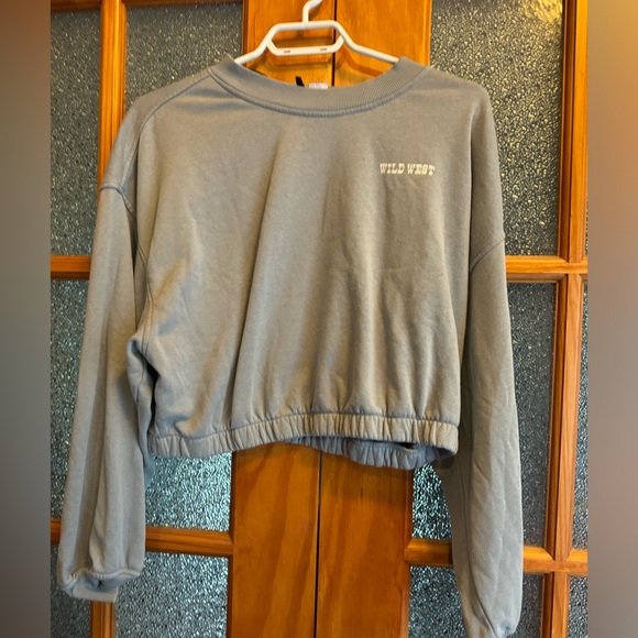 H&M Wild West Cropped Hoodie - Picture 2 of 5
